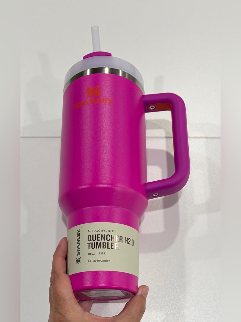 Stanley Vivid Violet The Flowstate Quencher H2.O Tumbler 40 oz., NWT Pink Purple - Picture 1 of 10